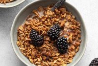 Maple Walnut Granola Recipe: Crunchy Homemade Clusters