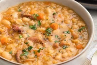 Classic Ham and Bean Soup Recipe for Comforting Weeknight Meals