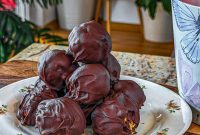 Peanut Butter and Rice Krispies Balls: No-Bake Snack Recipe