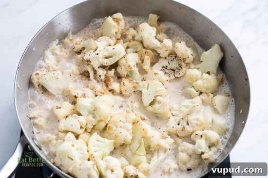 Garlic Parmesan Smashed Cauliflower Sautéed to Crispy Perfection 6 Low Carb Mashed Cauliflower Recipe KETO | @eatbetterrecipes
