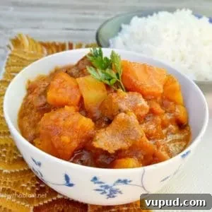 Hearty Beef Stew with Pumpkin and Autumn Herbs 2 Beef and Pumpkin Stew