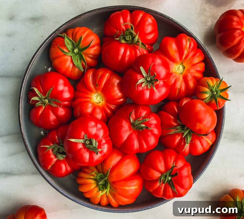 Top Tomato Varieties of 2020: Taste, Yield, and Growing Guide 11 costoluto genovese