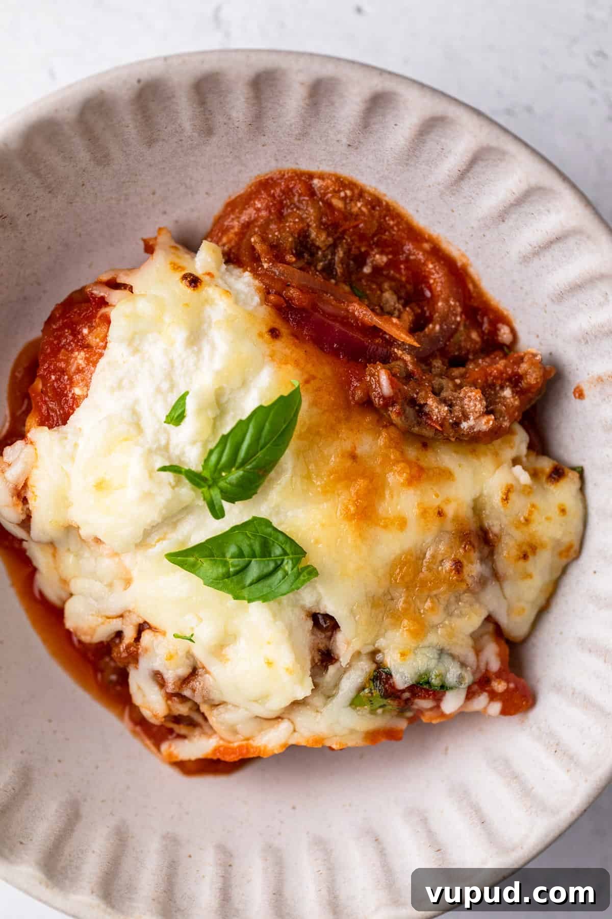 Spinach and Ricotta Ravioli Recipe: Homemade Pasta with Creamy Filling 3 a serving of spinach ricotta ravioli