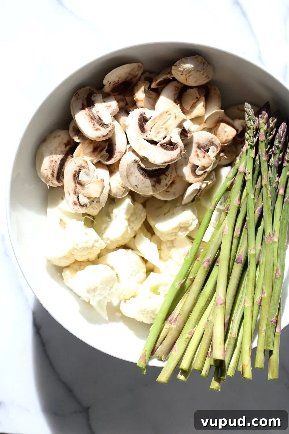 Bulgogi Roasted Spring Vegetable Bowl with Sesame Rice 5 Bulgogi Roasted Spring Veggie Bowl. Spicy, sweet Korean Gochugaru blend roasted Cauliflower Mushroom Asparagus Bowl. #Vegan #Glutenfree #Nutfree #Recipe #VeganRicha | VeganRicha.com