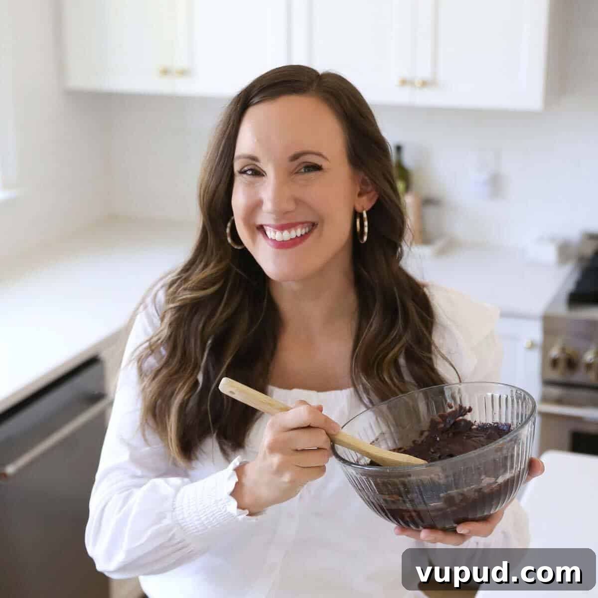 Gluten-Free Cherry Pie Recipe with Flaky Homemade Crust 2 Erin headshot