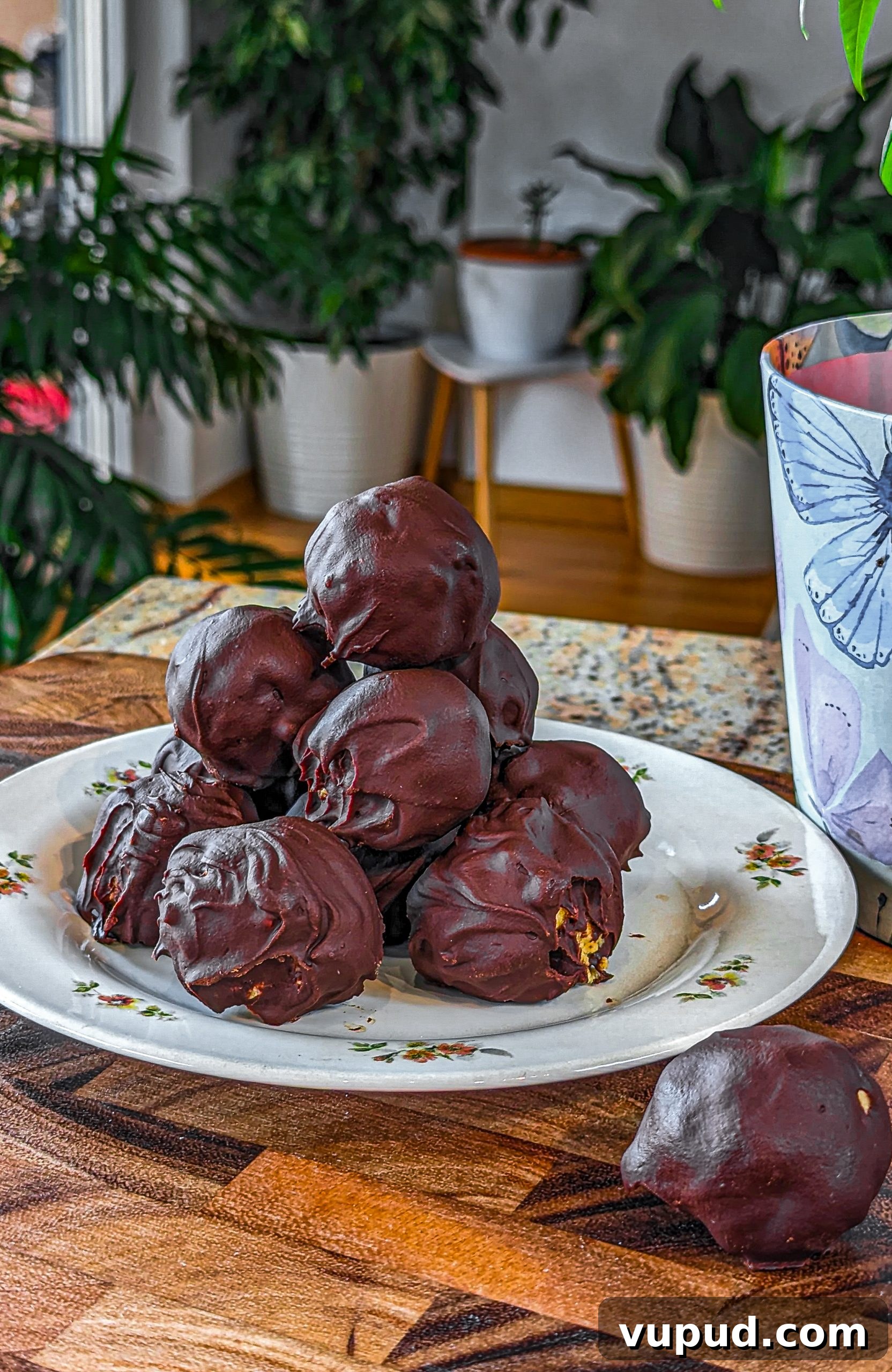 Peanut Butter and Rice Krispies Balls: No-Bake Snack Recipe 5 img 5814 4
