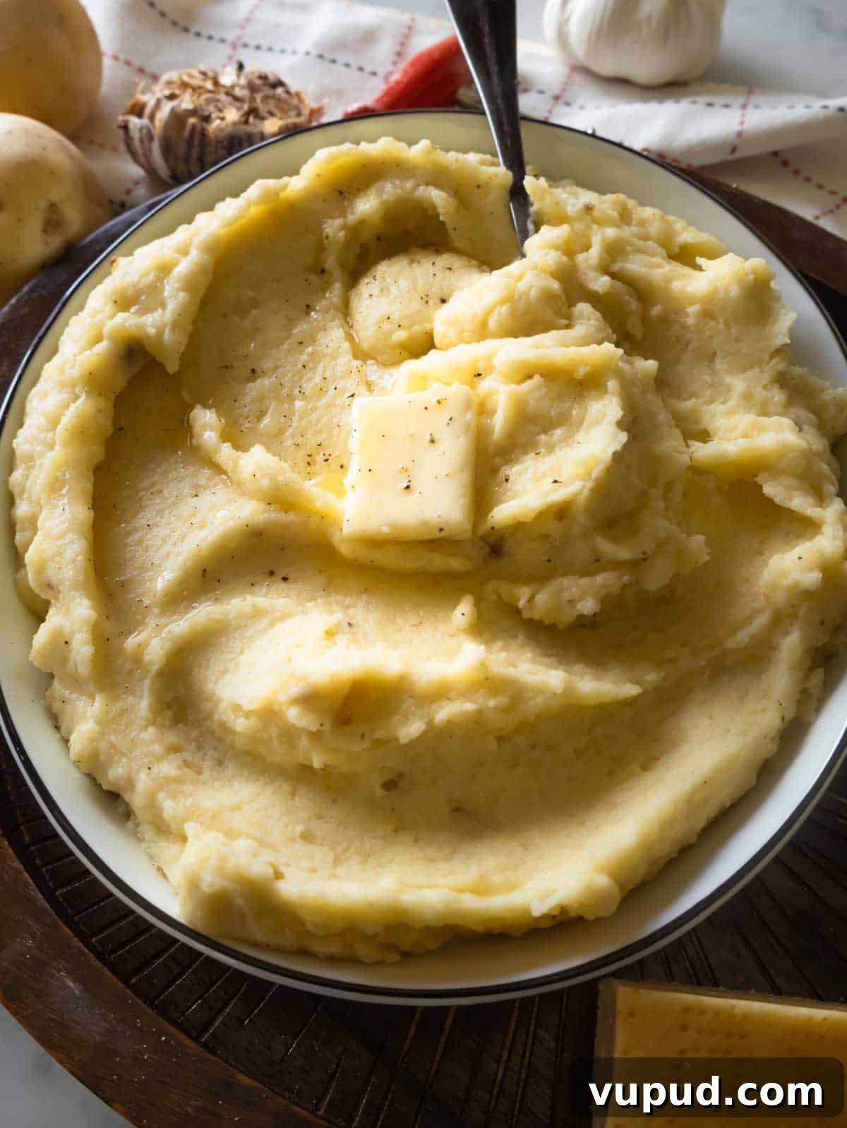 Creamy Garlic Mashed Potatoes Recipe 3 Garlic Mashed Potatoes with parmesan.