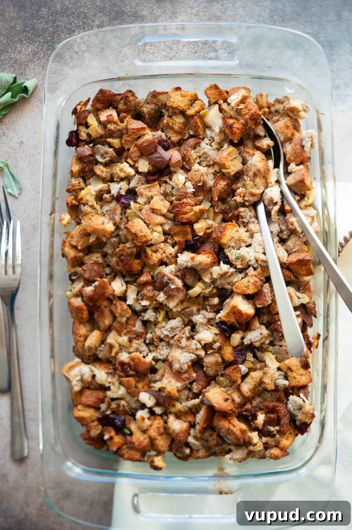 Apple and Sausage Stuffing with Cranberries and Herbs 2 chicken apple sausage stuffing