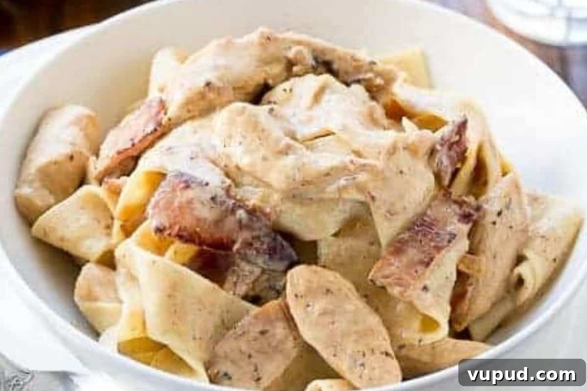 Lighter Chicken Carbonara Recipe: Creamy, Low-Calorie Comfort Meal 7 Reduce heat to low, pour the cream cheese into the pan while stirring and continuously, add the reserved water a quarter cup at a time until sauce thickens, then toss everything through the pasta