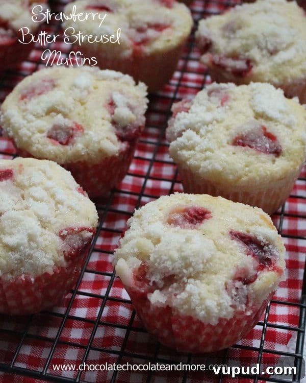 Strawberry Butter Streusel Muffins Strawberry Butter Streusel Muffins