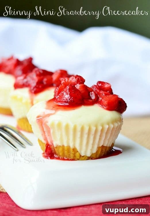 Skinny Mini Strawberry Cheesecakes Skinny Mini Strawberry Cheesecakes