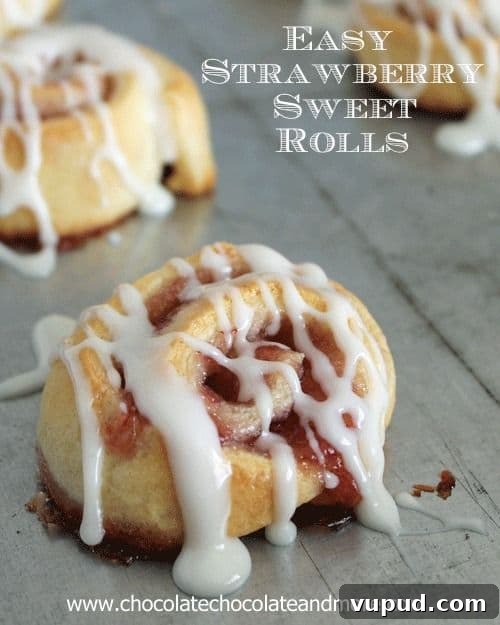 Easy Strawberry Sweet Rolls Easy Strawberry Sweet Rolls
