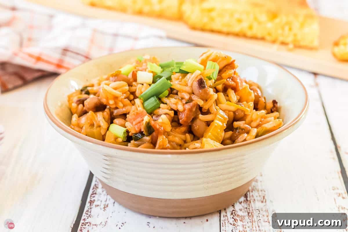 Slow Cooker Hoppin' John Recipe for Flavorful Southern Comfort 10 close up of bowl of hoppin john