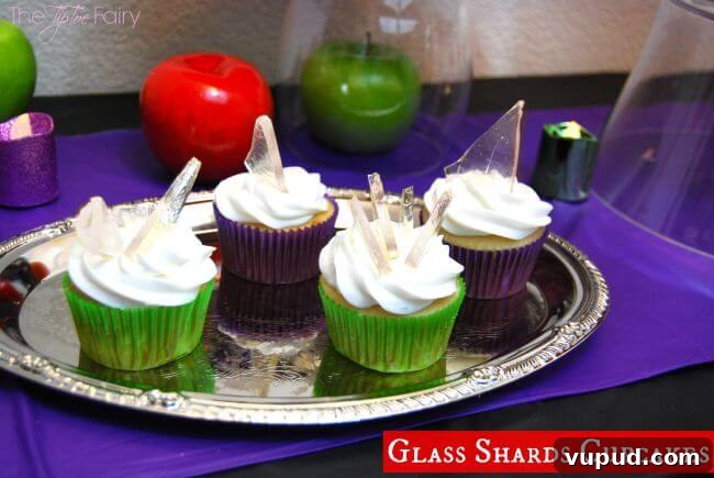DIY Spellbook Tutorial for a Disney Descendants Party 14 Shards of Glass Cupcakes