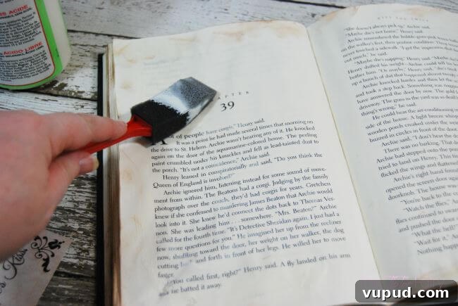 DIY Spellbook Tutorial for a Disney Descendants Party 8 Make a DIY Spell Book for your Descendants movie-watching tablescape