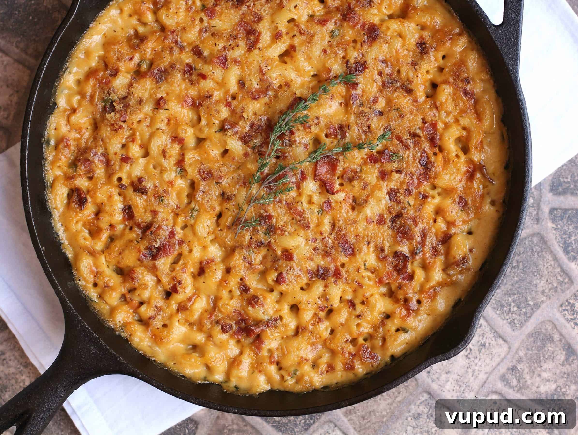Garlic, Bacon & Beer Macaroni and Cheese Recipe 14 Garlic, Bacon, and Beer Macaroni and Cheese | EricasRecipes.com