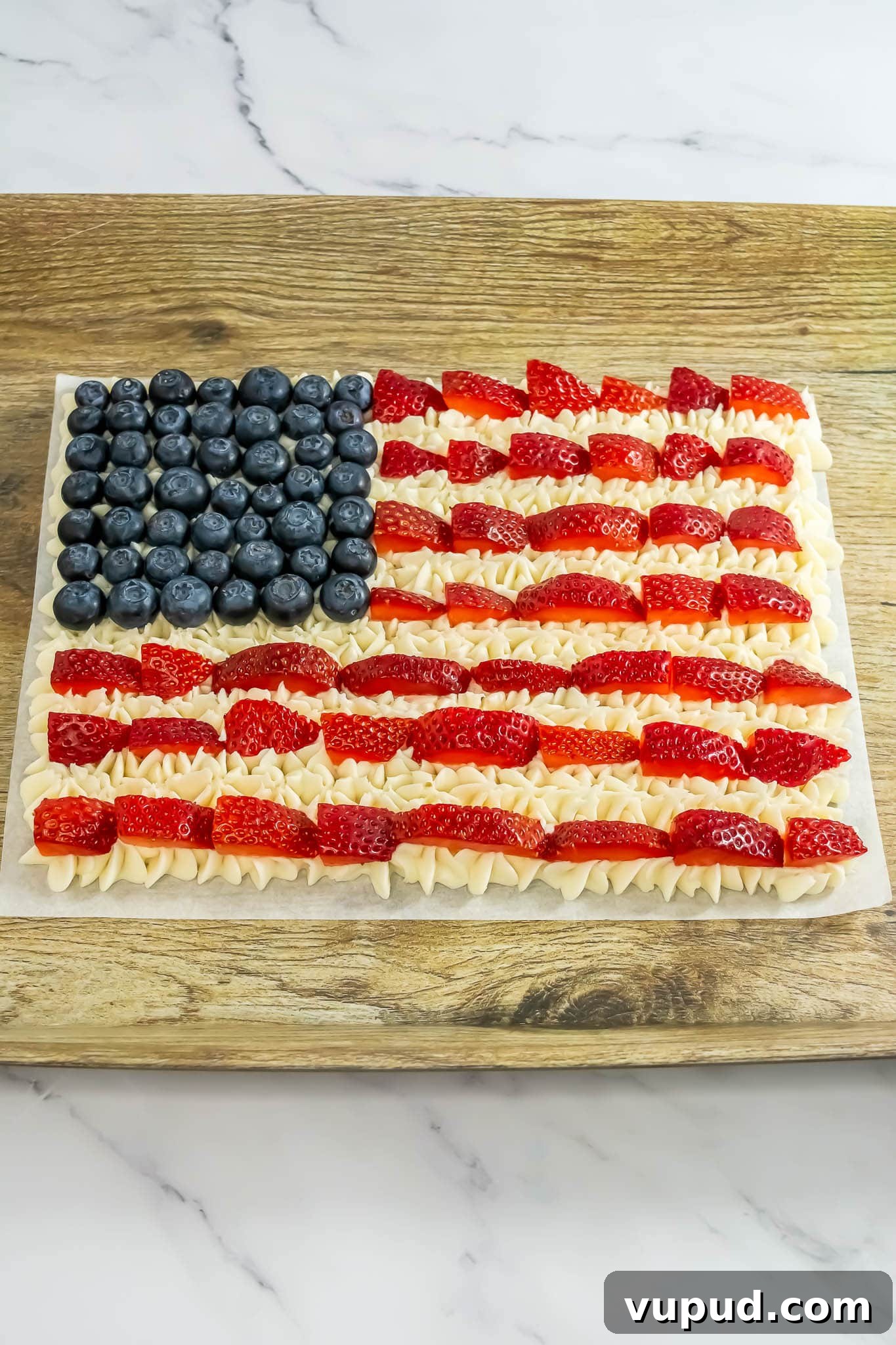 Patriotic 4th of July Flag Frosting Board Ideas for Entertaining 2 4th of July (Independence Day) Flag Frosting Board