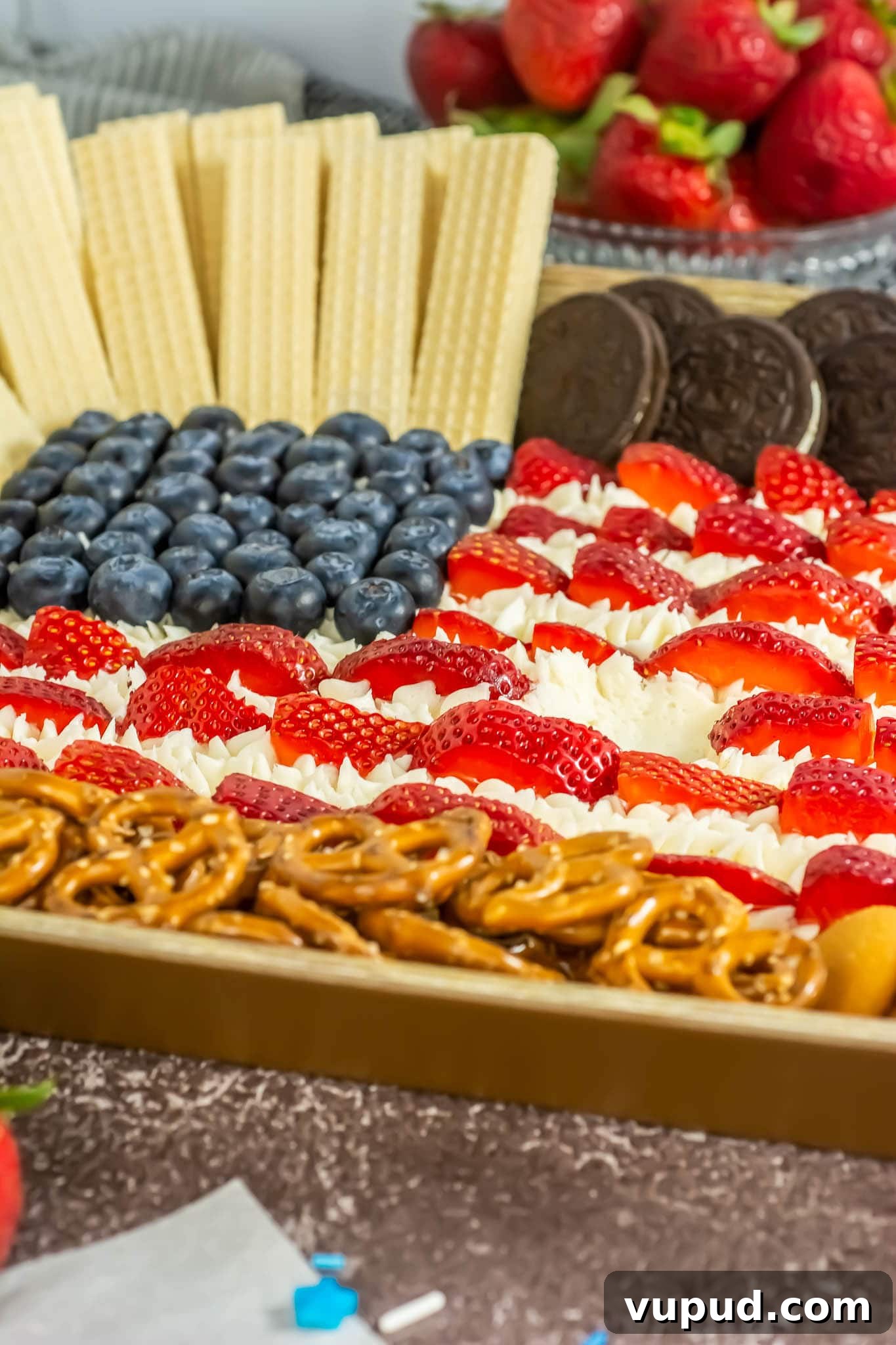 Patriotic 4th of July Flag Frosting Board Ideas for Entertaining 13 Flag Frosting Board