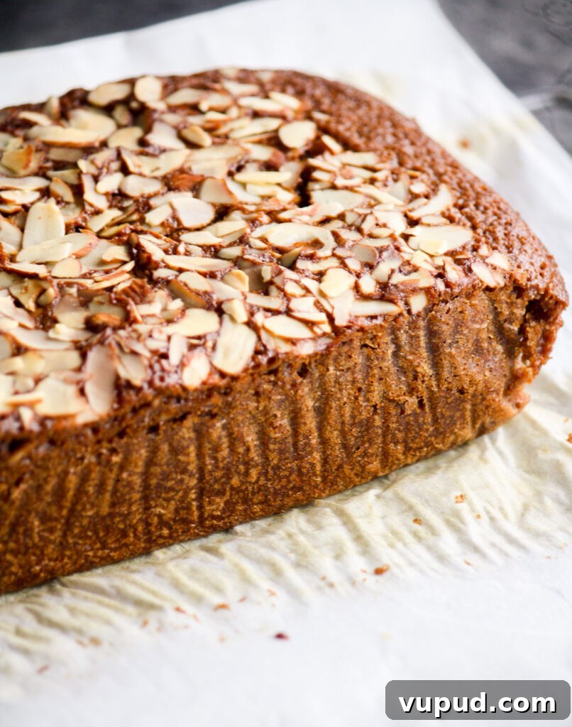 Warm Spiced Honey Cake Recipe with Autumn Spices 3 Soft and moist dairy-free cake with ginger, cinnamon, cloves and honey
