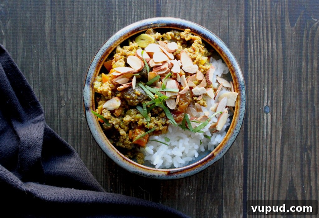 Authentic Cuban Picadillo Recipe: Ground Beef with Olives & Raisins 4 curried beef with apricots and almonds
