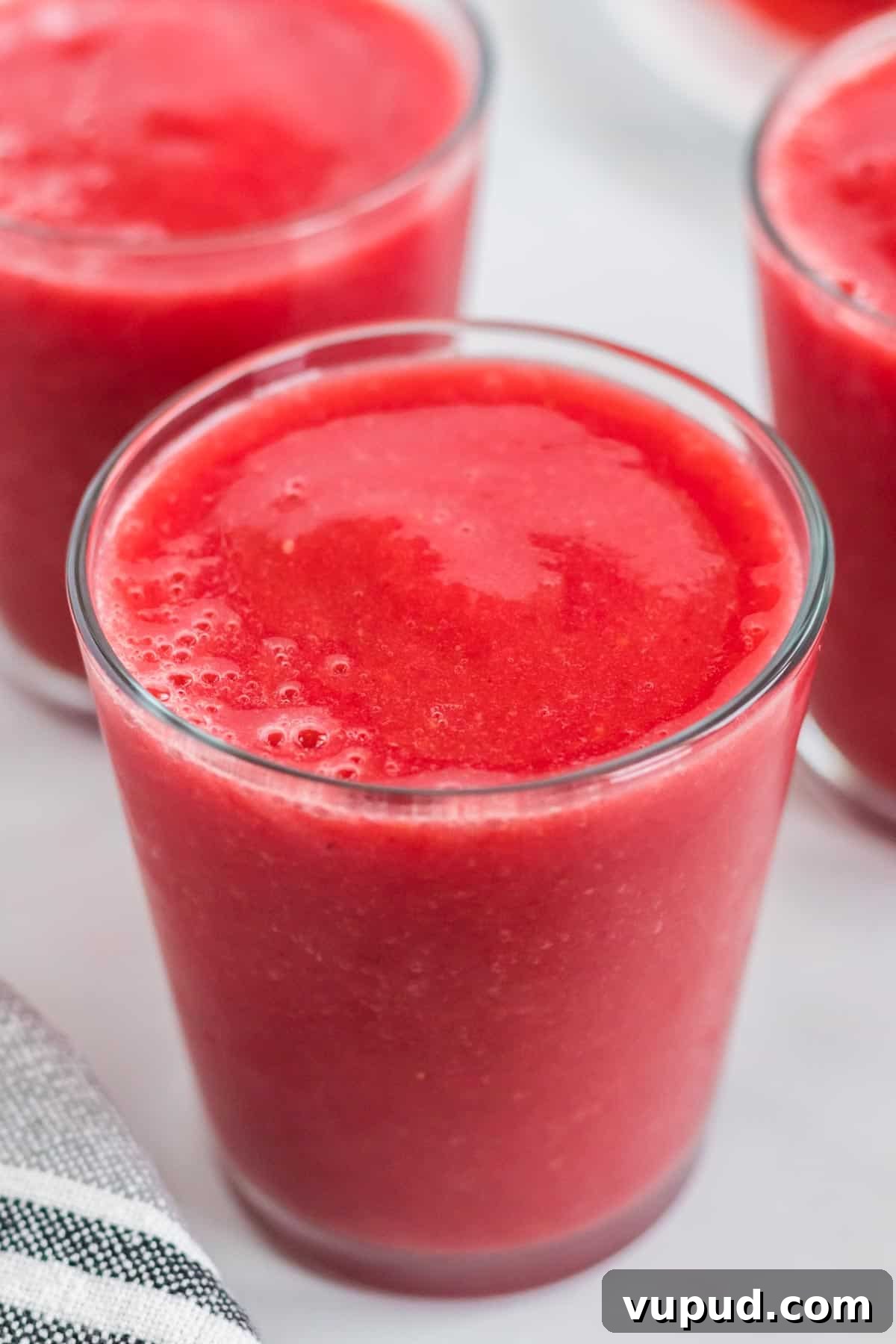 Refreshing Strawberry Watermelon Smoothie Recipe for Summer 6 strawberry watermelon smoothie in a clear glass